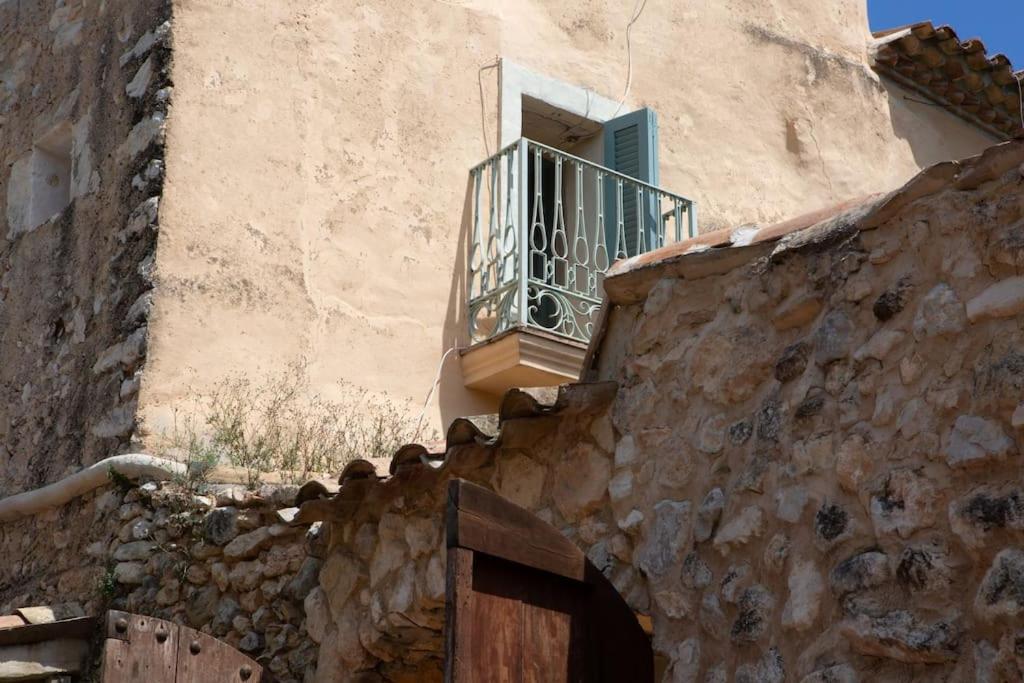 Sitges Hill Retreats-Masia Nur 22 Bedrooms Divided Over 9 Houses For Max 44 Guests Canyelles  Esterno foto