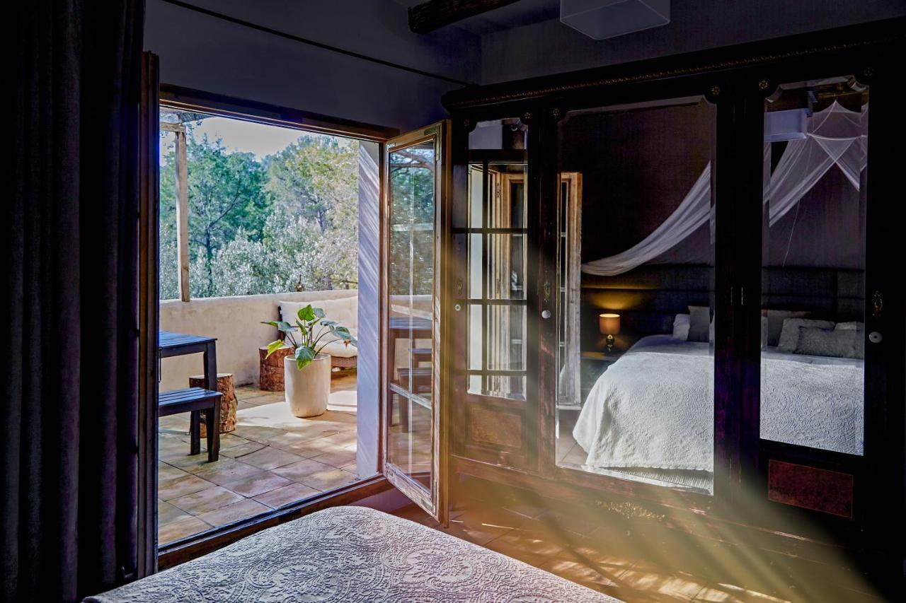 Sitges Hill Retreats-Masia Nur 22 Bedrooms Divided Over 9 Houses For Max 44 Guests Canyelles  Esterno foto