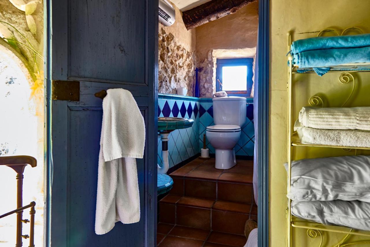 Sitges Hill Retreats-Masia Nur 22 Bedrooms Divided Over 9 Houses For Max 44 Guests Canyelles  Esterno foto