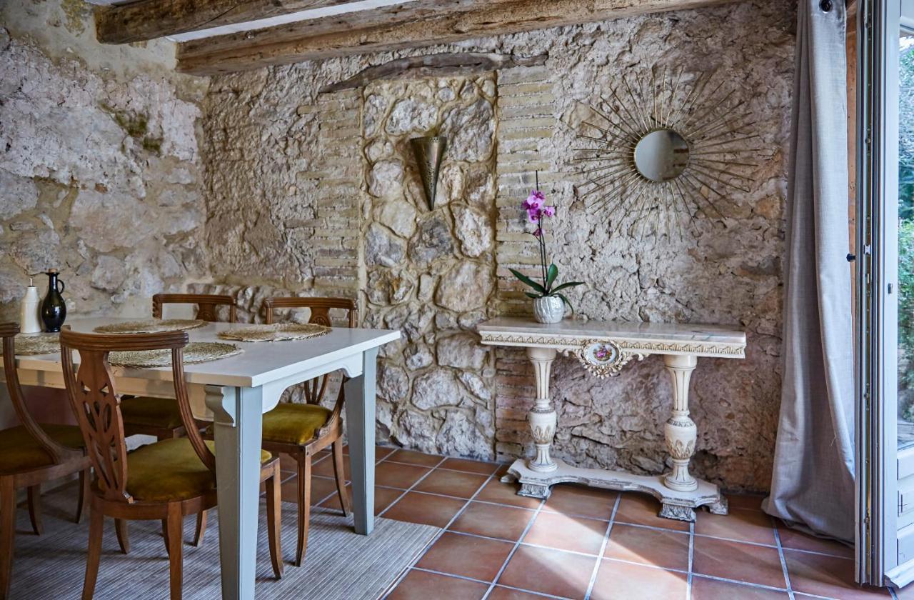 Sitges Hill Retreats-Masia Nur 22 Bedrooms Divided Over 9 Houses For Max 44 Guests Canyelles  Esterno foto