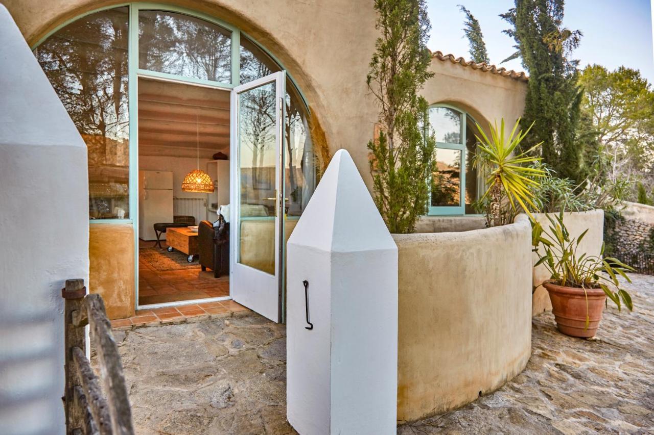 Sitges Hill Retreats-Masia Nur 22 Bedrooms Divided Over 9 Houses For Max 44 Guests Canyelles  Esterno foto