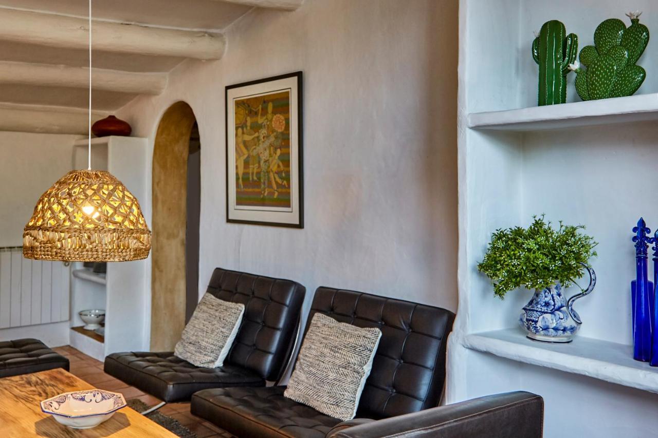 Sitges Hill Retreats-Masia Nur 22 Bedrooms Divided Over 9 Houses For Max 44 Guests Canyelles  Esterno foto