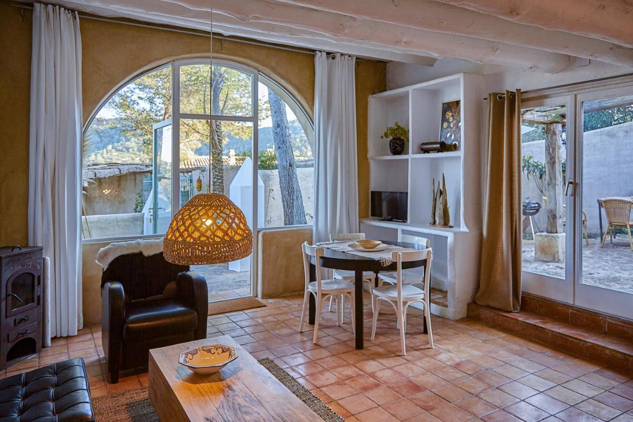 Sitges Hill Retreats-Masia Nur 22 Bedrooms Divided Over 9 Houses For Max 44 Guests Canyelles  Esterno foto