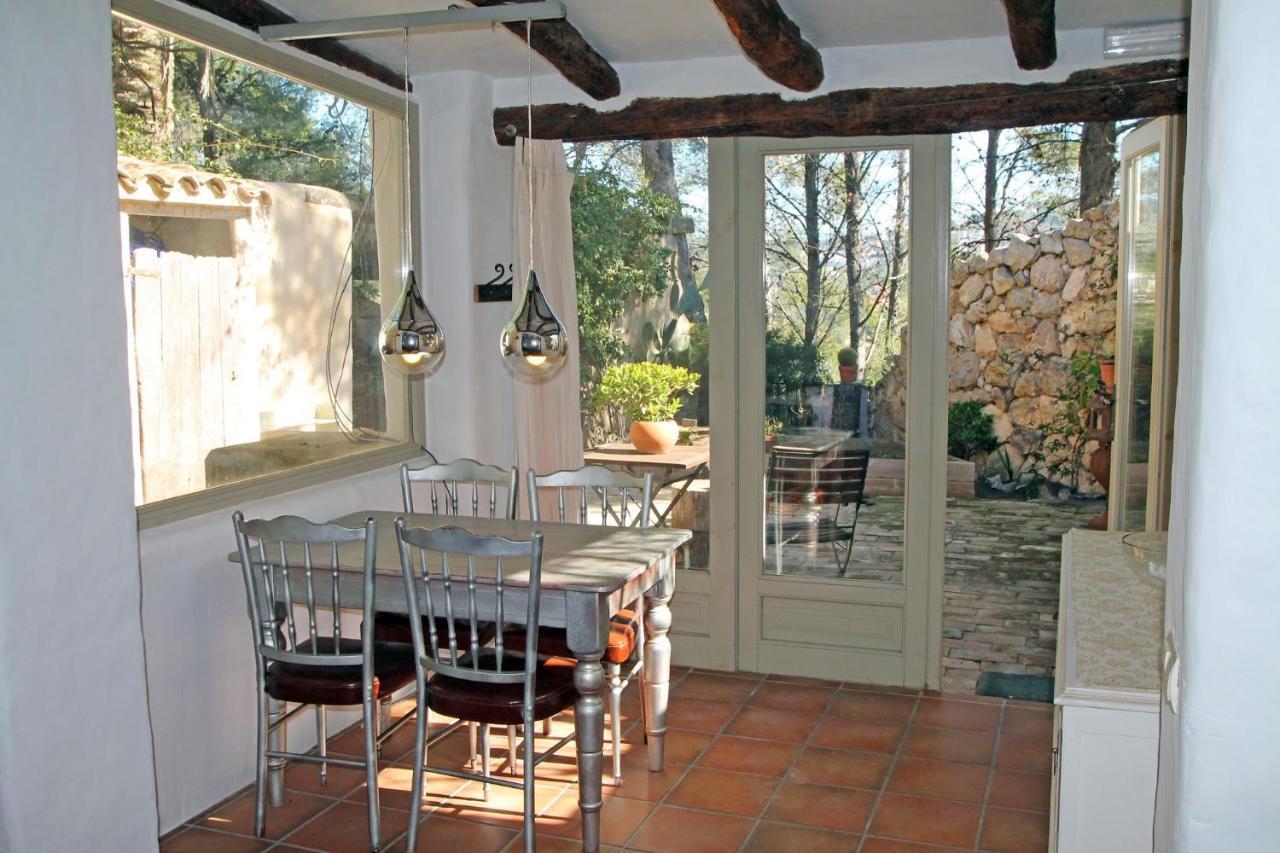 Sitges Hill Retreats-Masia Nur 22 Bedrooms Divided Over 9 Houses For Max 44 Guests Canyelles  Esterno foto