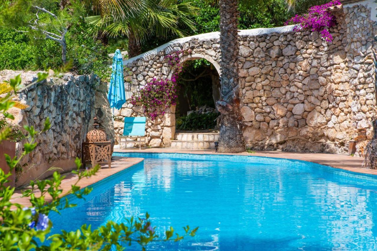 Sitges Hill Retreats-Masia Nur 22 Bedrooms Divided Over 9 Houses For Max 44 Guests Canyelles  Esterno foto