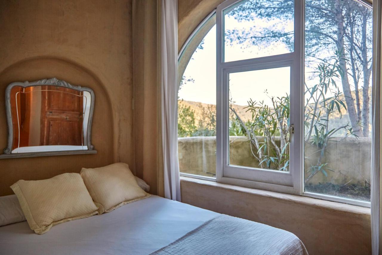 Sitges Hill Retreats-Masia Nur 22 Bedrooms Divided Over 9 Houses For Max 44 Guests Canyelles  Esterno foto